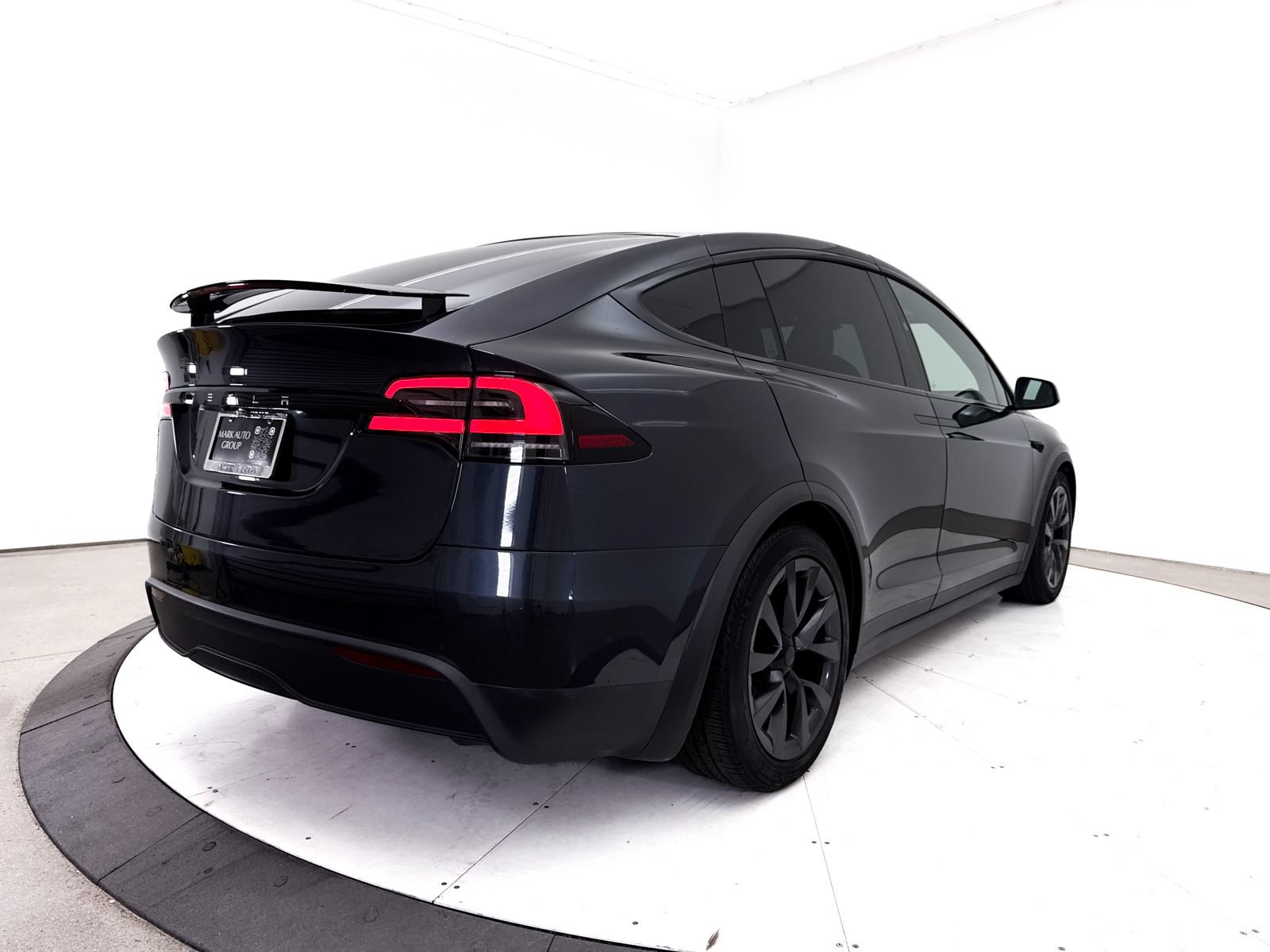 Used 2024 Tesla Model X AWD/4WD image 19