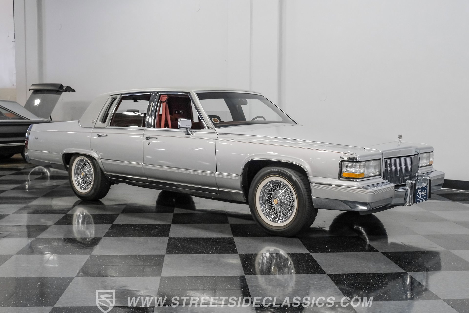 Used 1991 Cadillac Brougham image 14