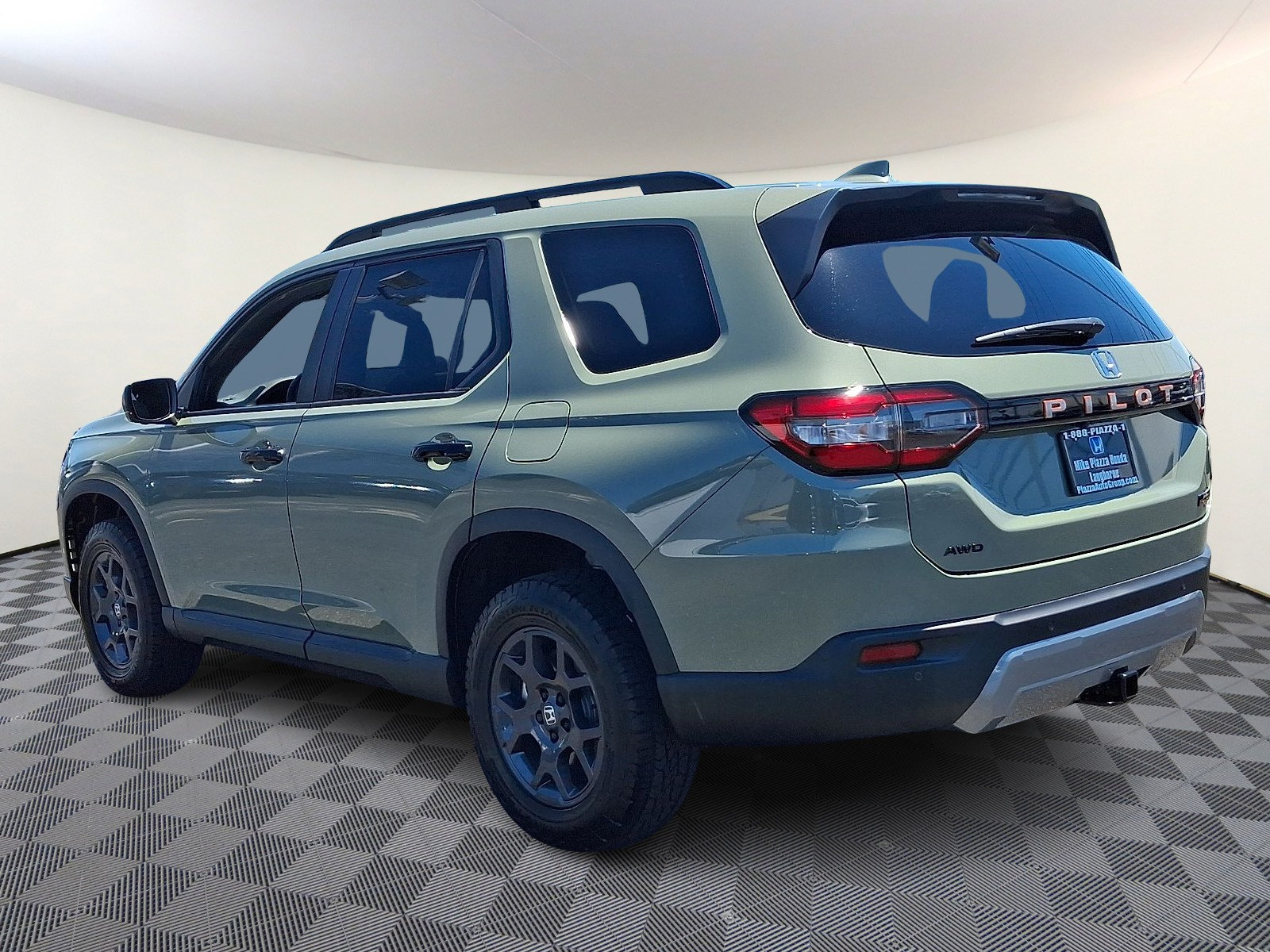 Used 2026 Honda Pilot TrailSport image 5