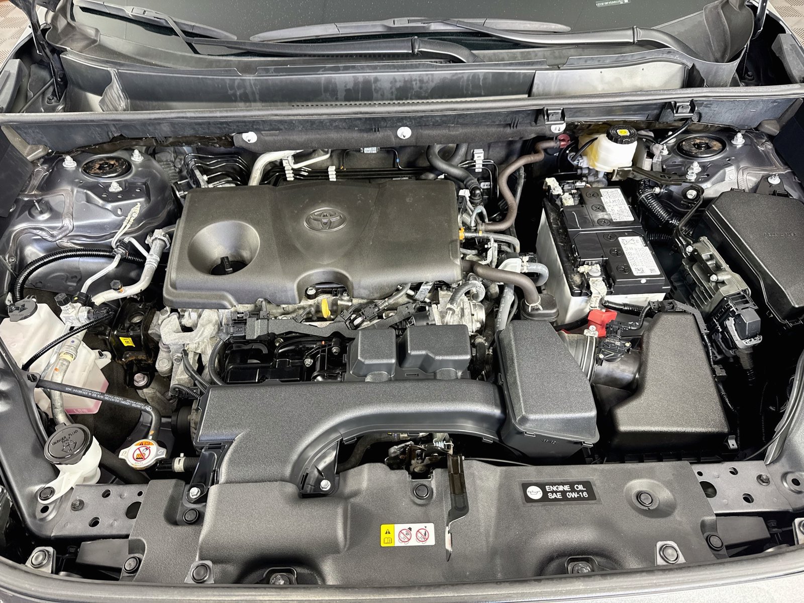 Certified 2025 Toyota RAV4 LE AWD/4WD image 27
