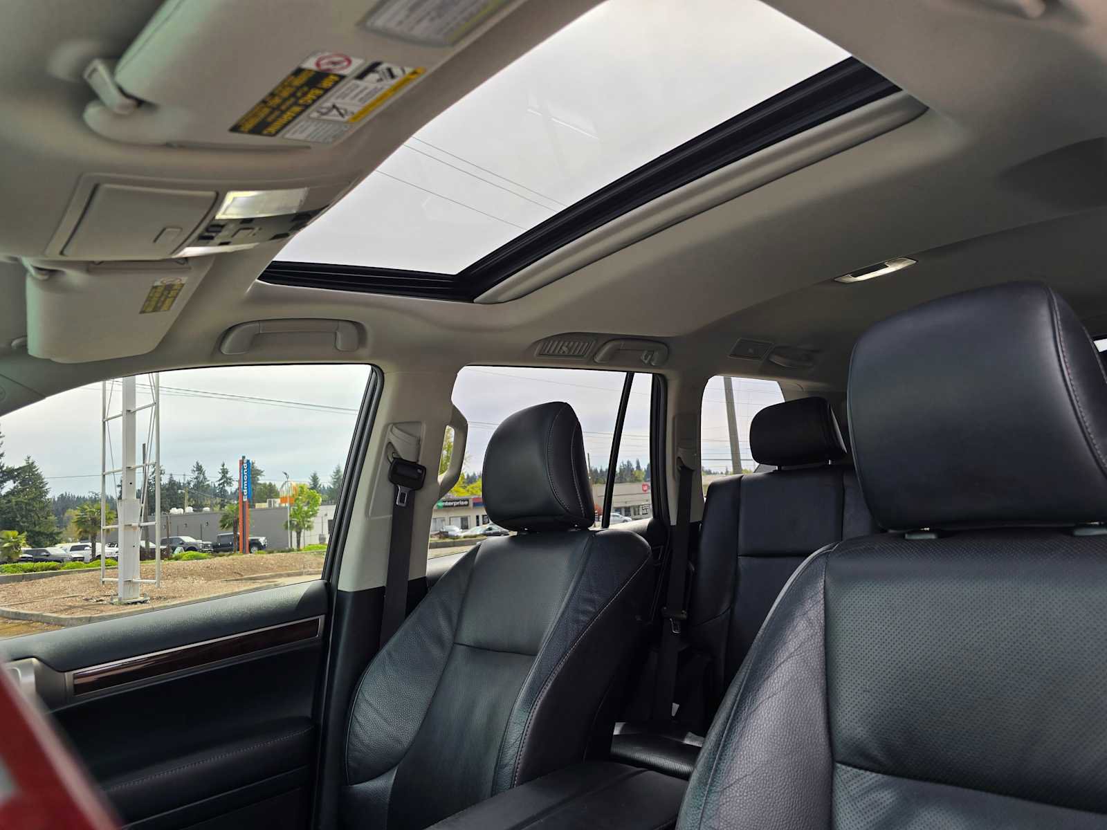 Used 2015 Lexus GX 460 w/ Premium Package AWD/4WD image 21