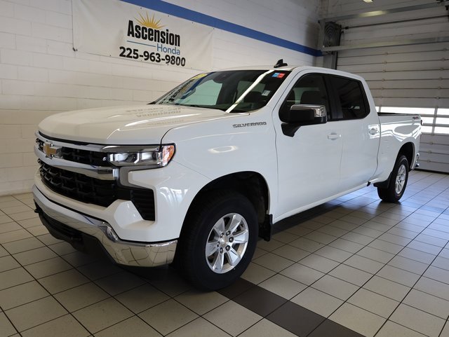 Used 2023 Chevrolet Silverado 1500 LT w/ Protection Package image 2