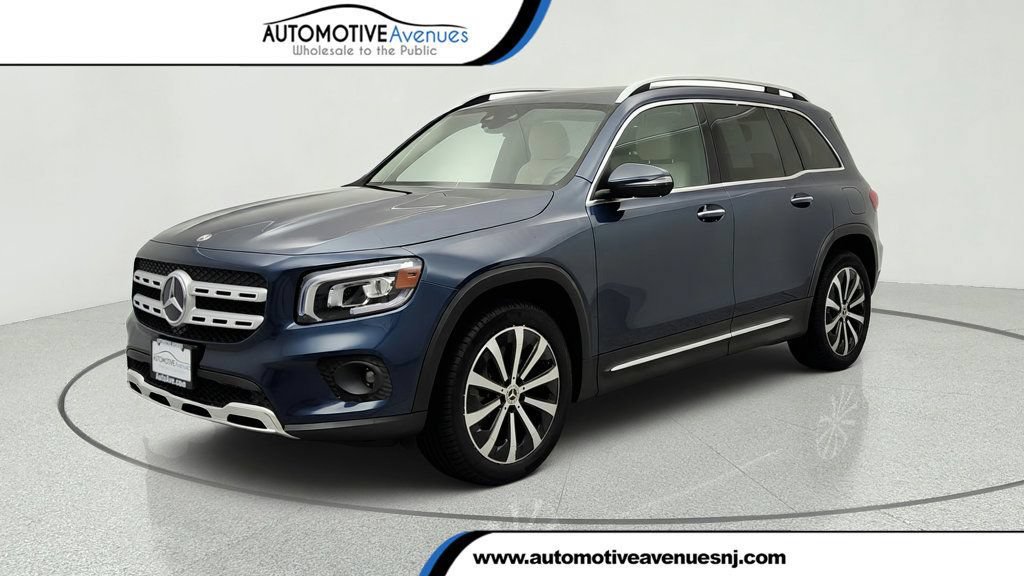 Used 2022 Mercedes-Benz GLB 250 w/ Premium Package Lite