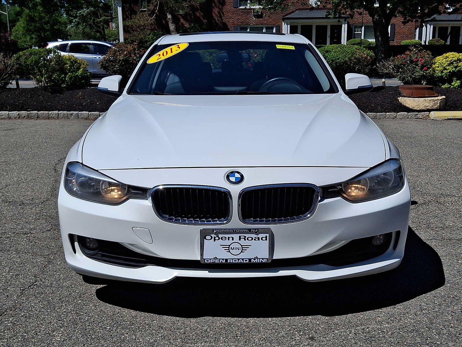 Used 2013 BMW 328i xDrive Sedan AWD/4WD image 2