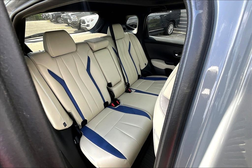 Used 2025 Acura ADX A-Spec image 15