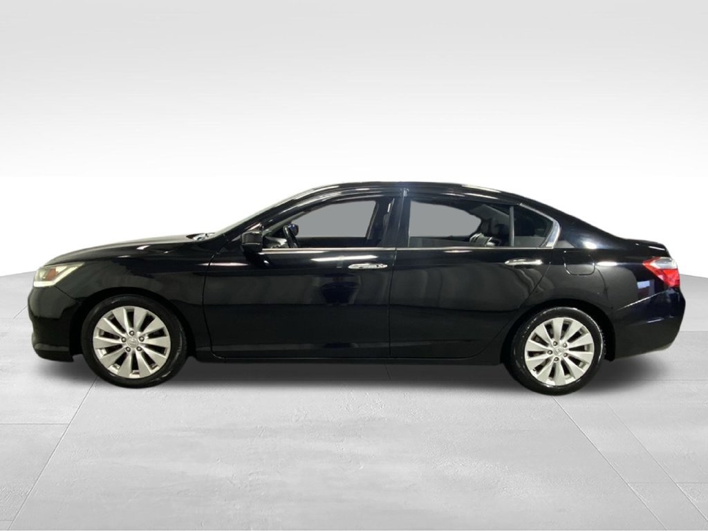 Used 2015 Honda Accord Touring image 5