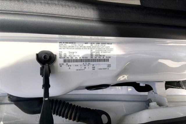 Used 2014 Ford C-MAX Energi SEL w/ Equipment Group 303A image 32