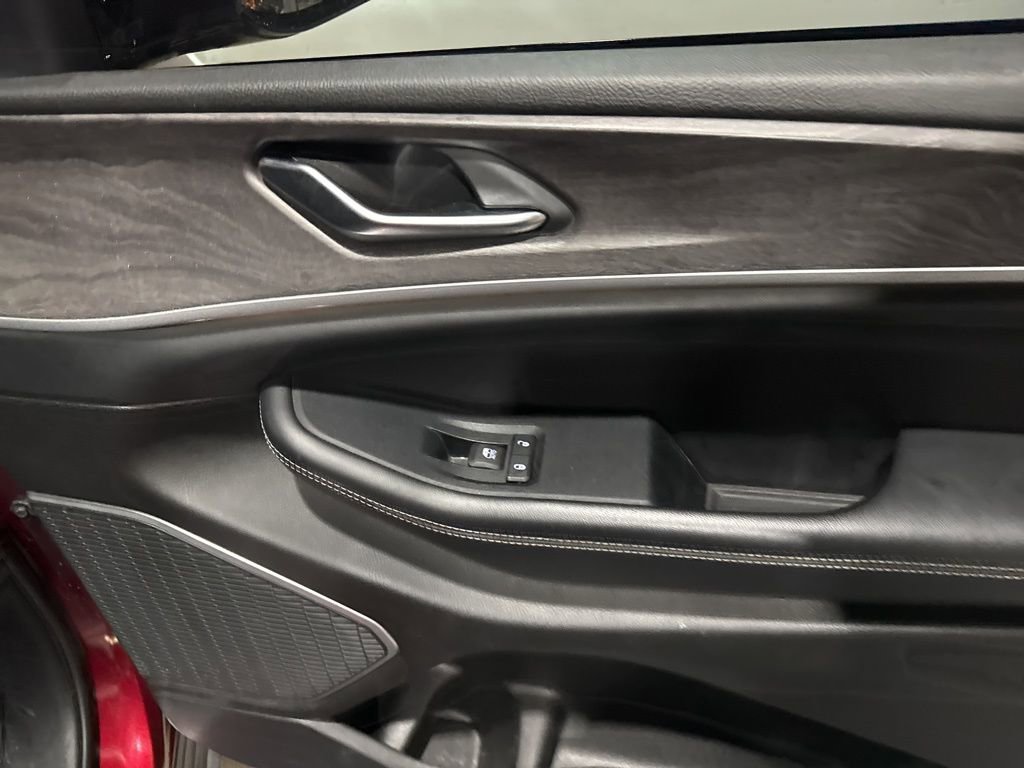 Used 2023 Jeep Grand Cherokee 4WD 4xe image 13