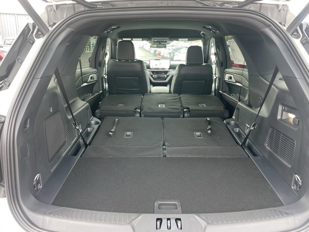 New 2026 Ford Explorer ST-Line w/ ST-Line Street Pack image 34