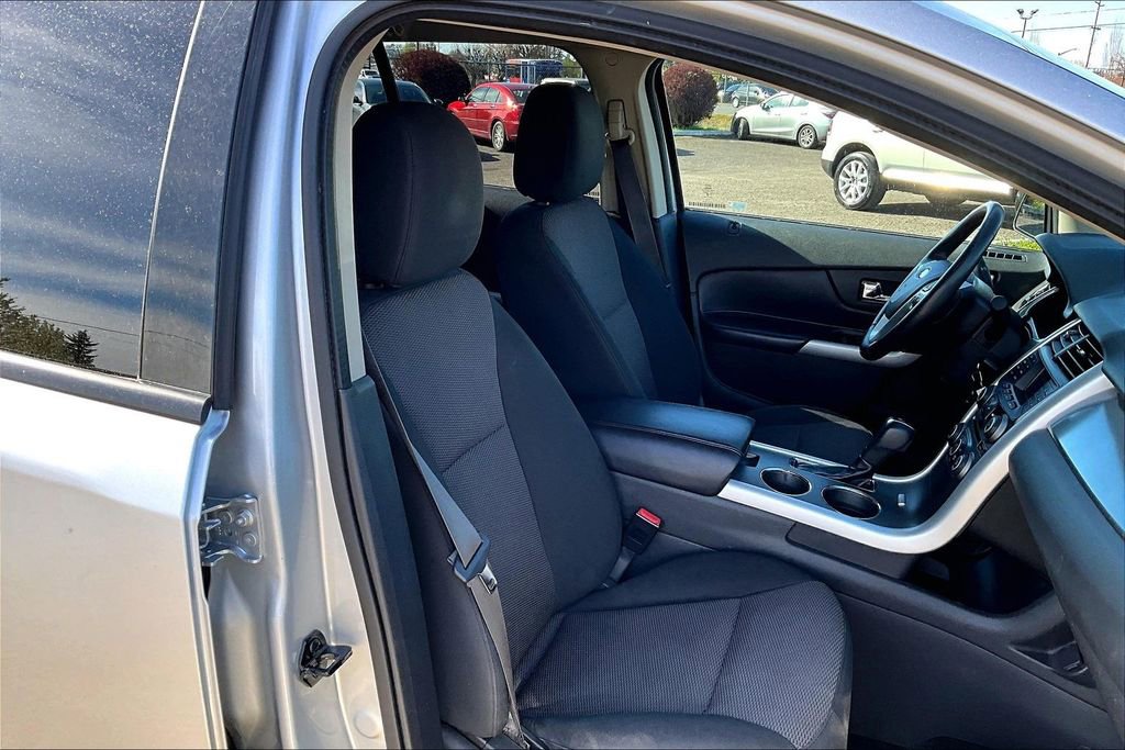 Used 2014 Ford Edge SEL image 10