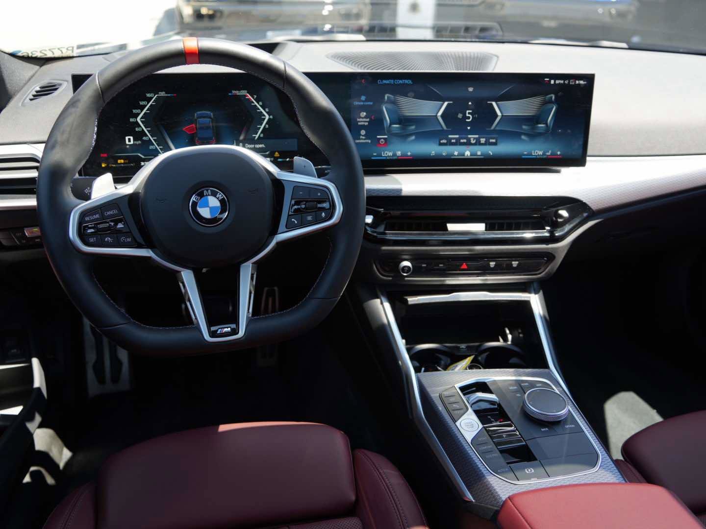 Used 2025 BMW M340i w/ Premium Package RWD image 7