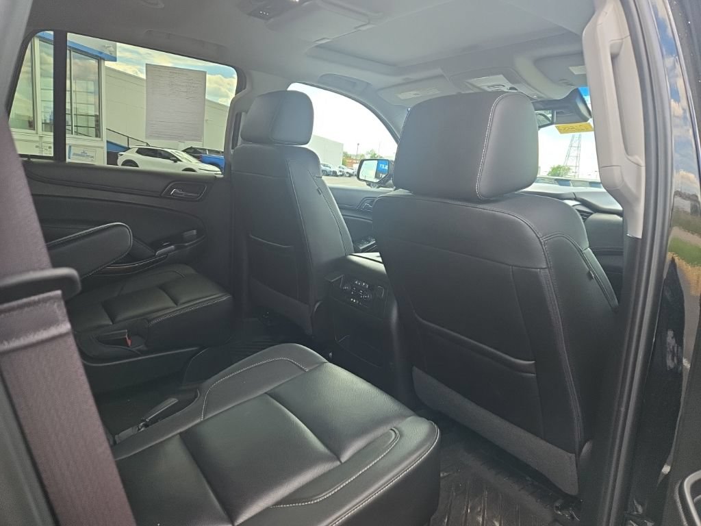 Used 2016 Chevrolet Tahoe LT w/ LT Signature Package AWD/4WD image 15