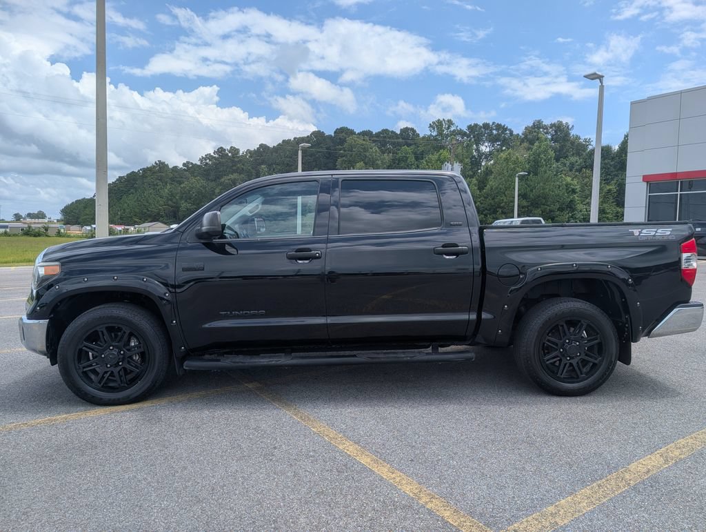 Used 2019 Toyota Tundra SR5 w/ SR5 Upgrade Package RWD image 2