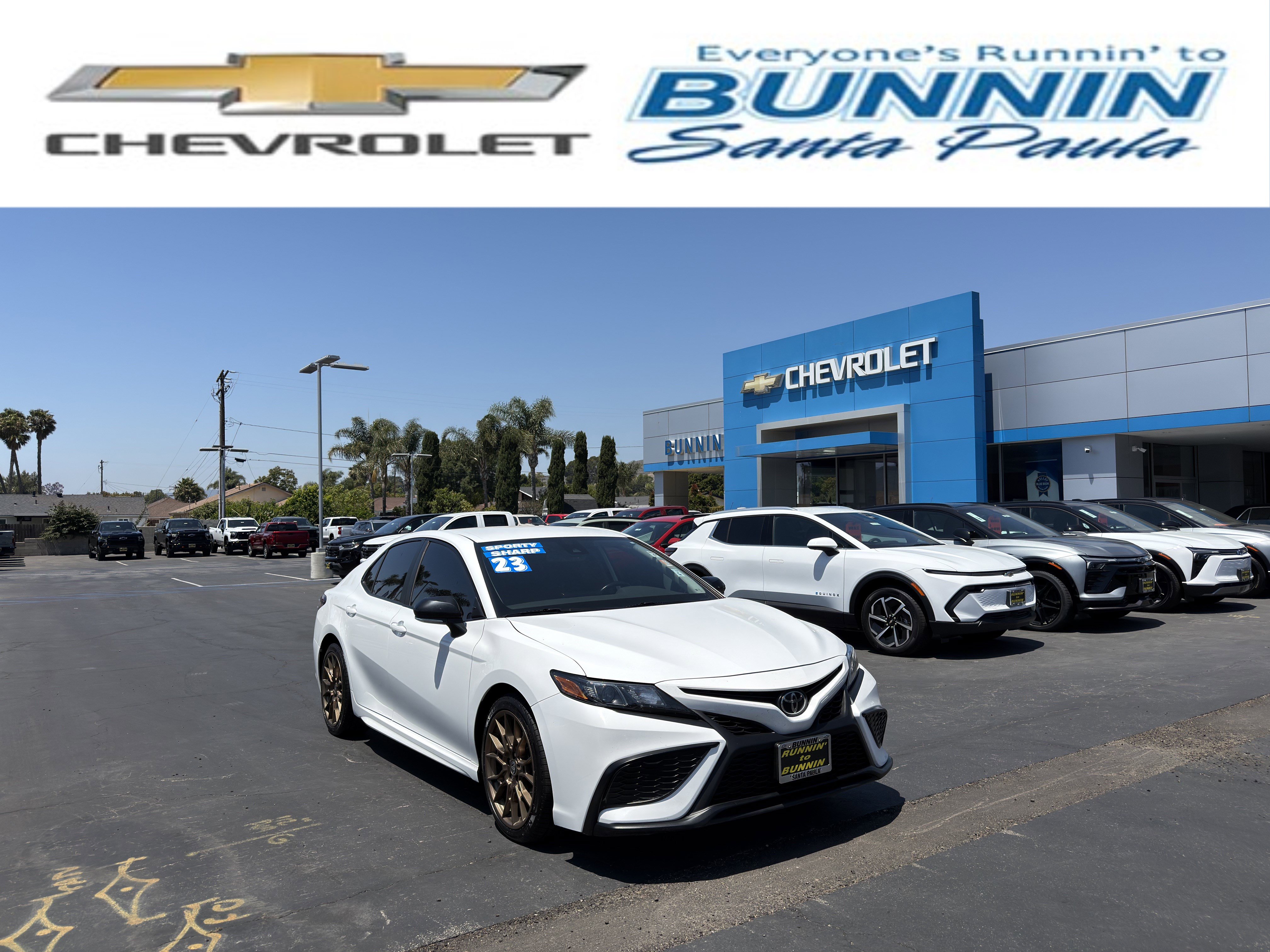 Used 2023 Toyota Camry SE w/ Convenience Package AWD/4WD image 1