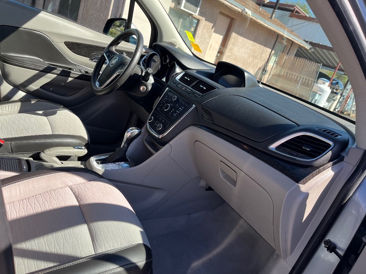 Used 2015 Buick Encore FWD image 34