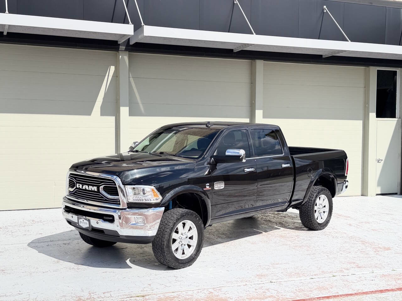 Used 2017 RAM 2500 Longhorn w/ Convenience Group AWD/4WD image 2