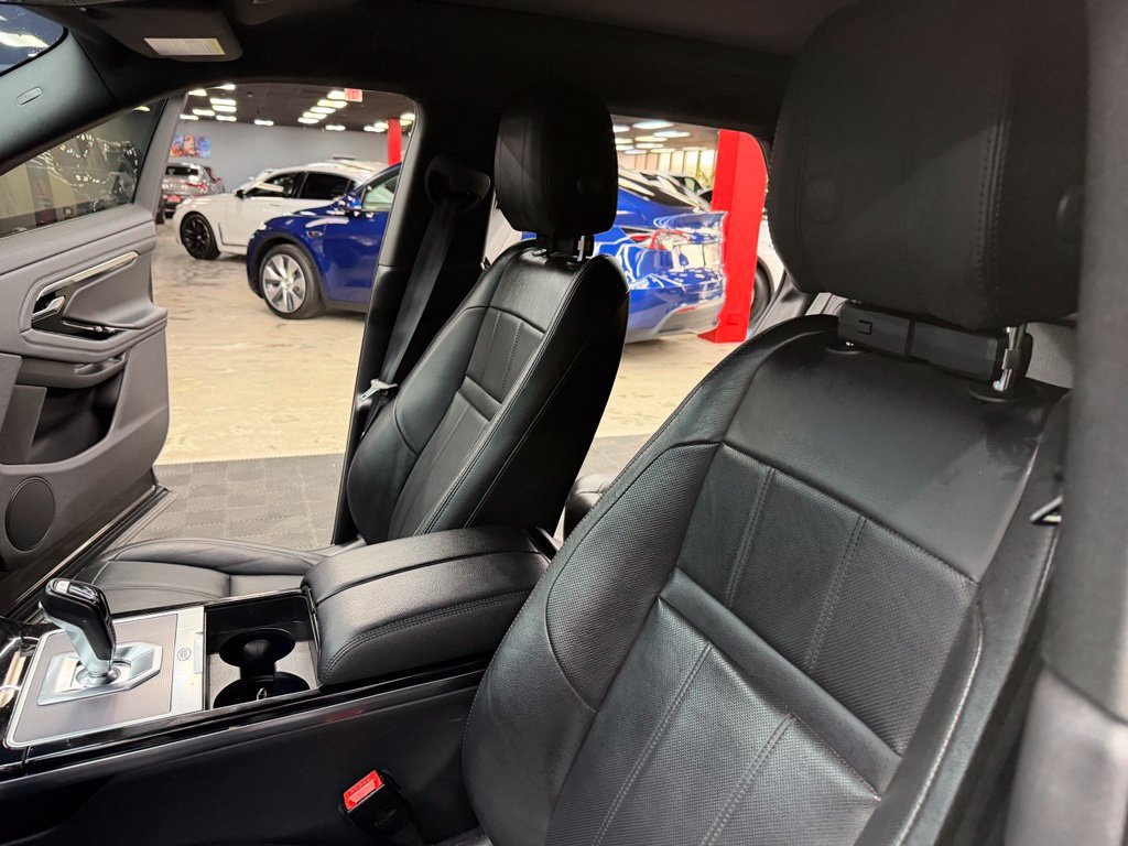 Used 2021 Land Rover Range Rover Evoque SE AWD/4WD image 34