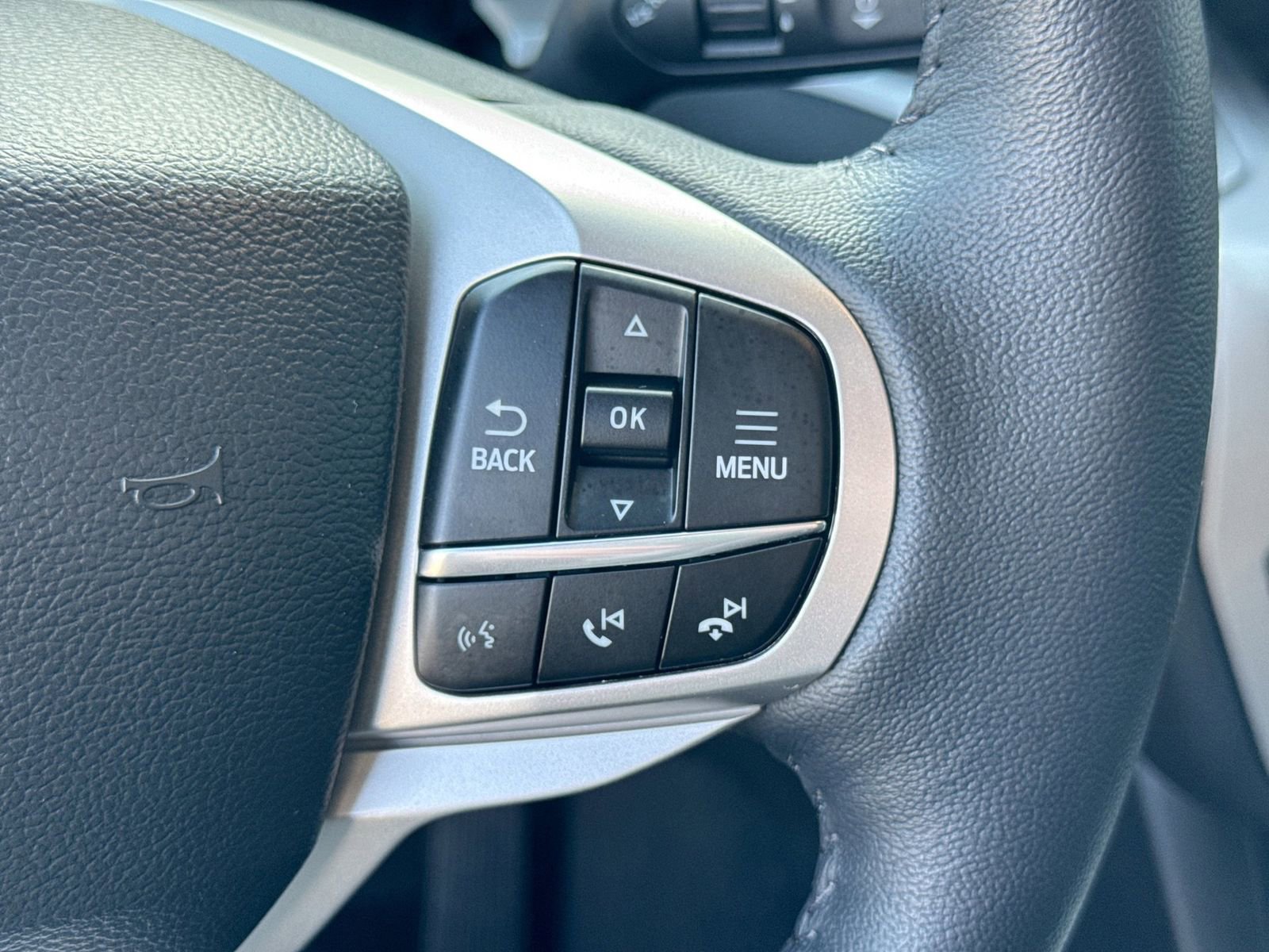 Certified 2024 Ford Explorer XLT w/ Equipment Group 202A image 27