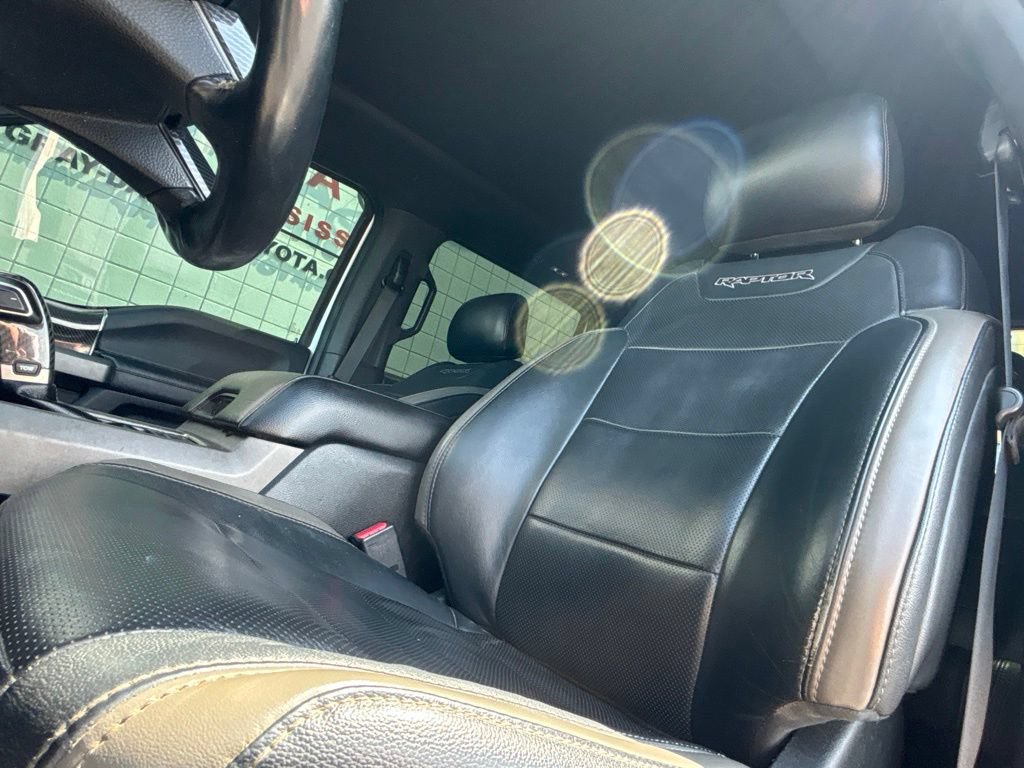 Used 2017 Ford F150 Raptor w/ Equipment Group 802A Luxury AWD/4WD image 10