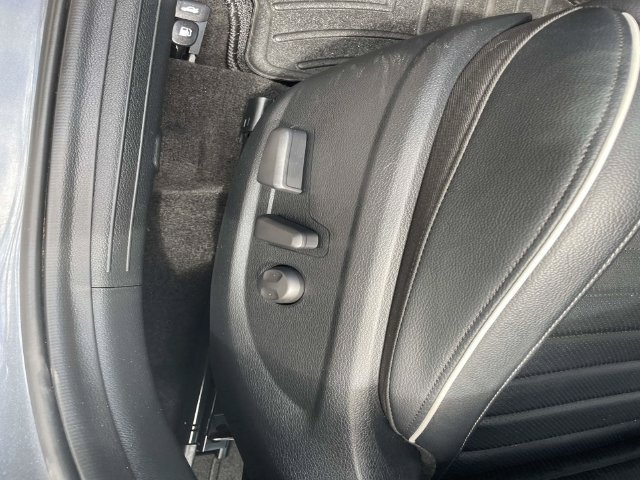 Used 2023 Kia Forte GT-Line w/ GT-Line Premium Package FWD image 21