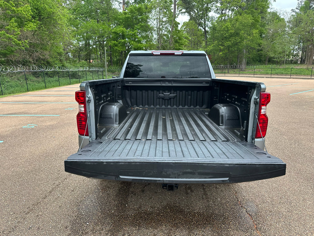Used 2023 Chevrolet Silverado 1500 LT w/ Protection Package AWD/4WD image 24