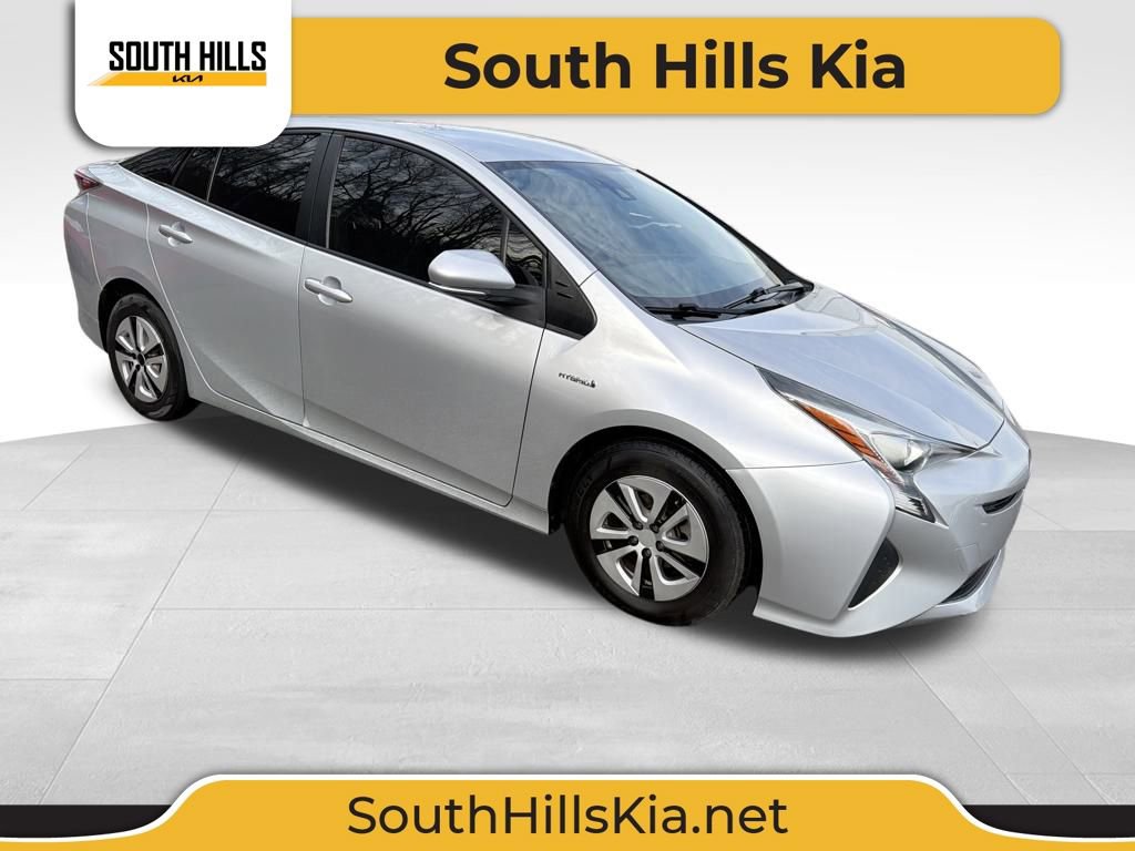 Used 2017 Toyota Prius One image 1