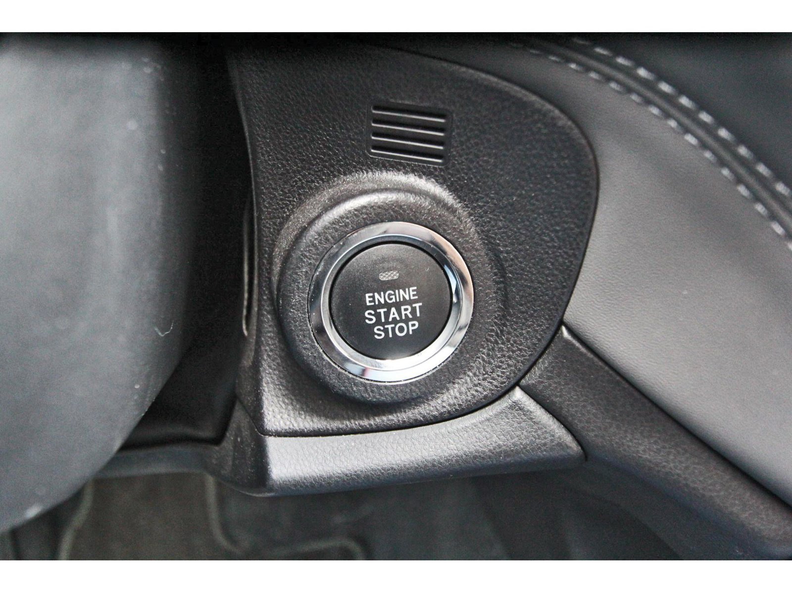 Certified 2023 Subaru Outback Onyx Edition AWD/4WD image 19