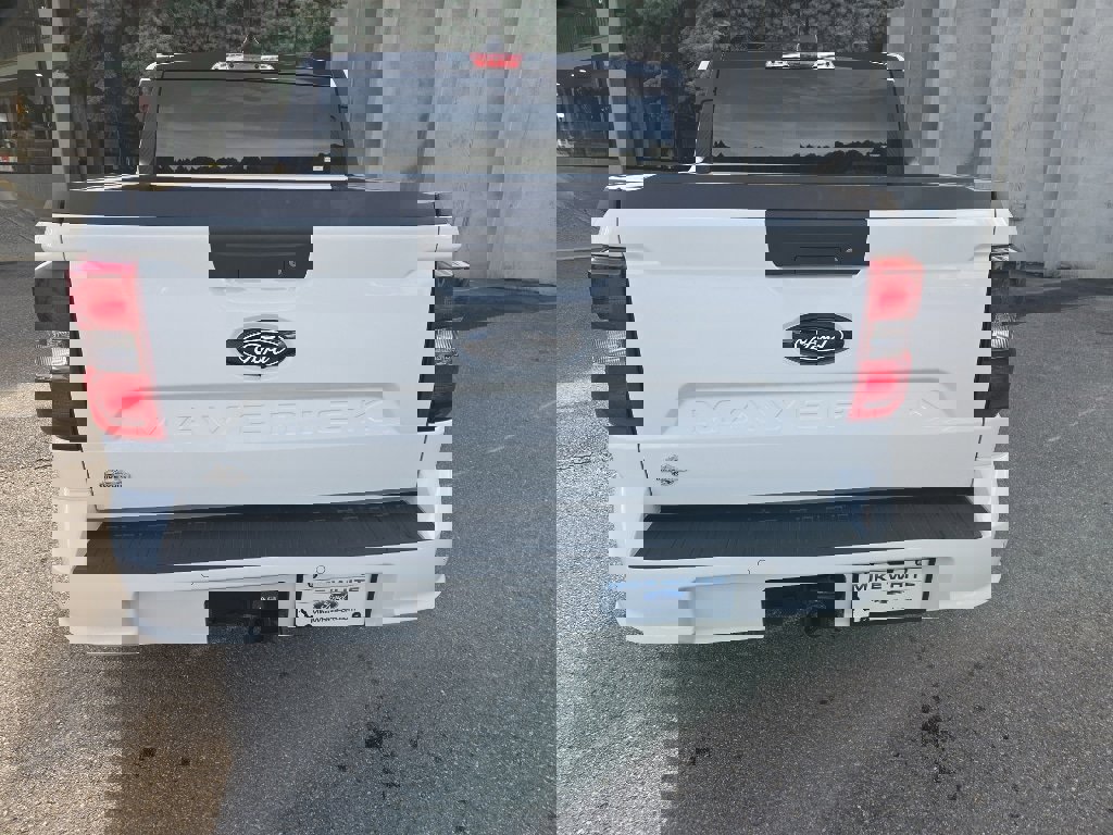 New 2025 Ford Maverick Lobo image 8