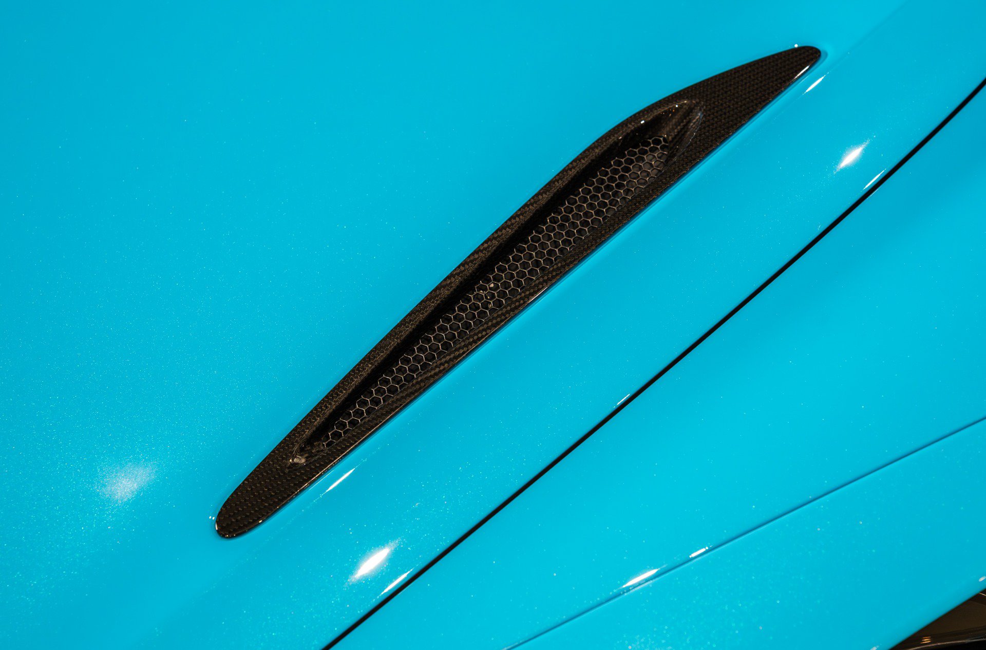 Used 2018 McLaren 720S RWD image 21