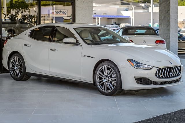 Used 2018 Maserati Ghibli image 4