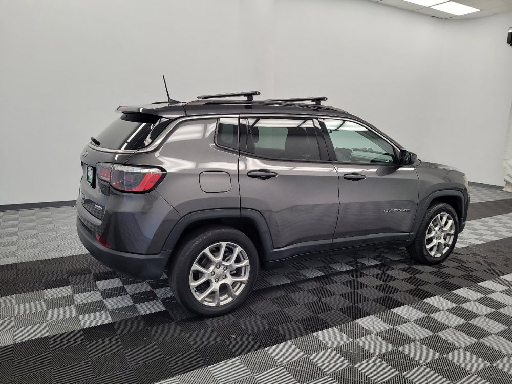 Used 2022 Jeep Compass Latitude AWD/4WD image 10