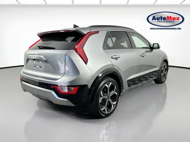 Used 2023 Kia Niro EX Touring FWD image 2