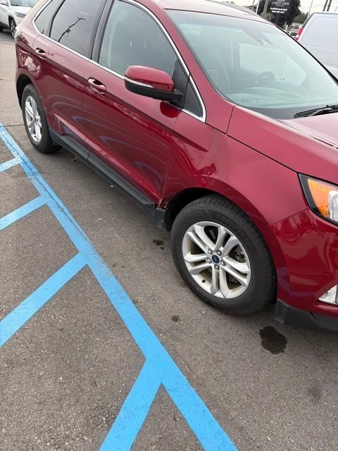 Used 2019 Ford Edge SEL w/ Equipment Group 201A AWD/4WD image 4