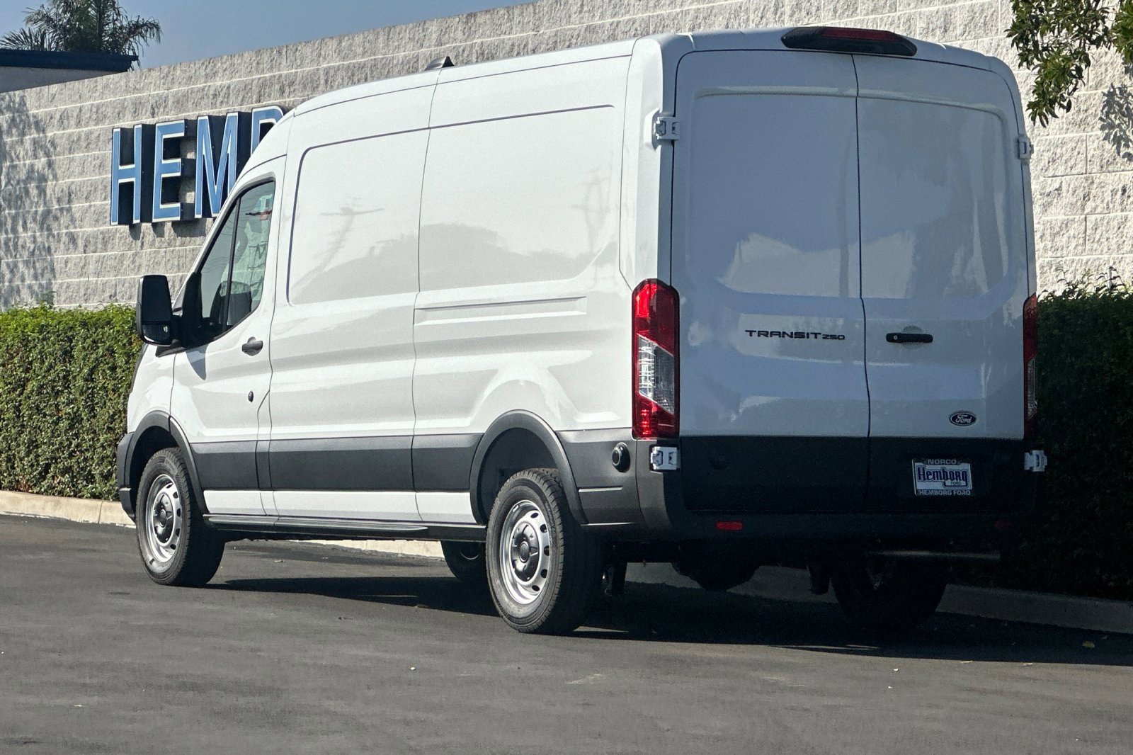 New 2026 Ford Transit 250 148 Medium Roof w/ Load Area Protection Package image 6