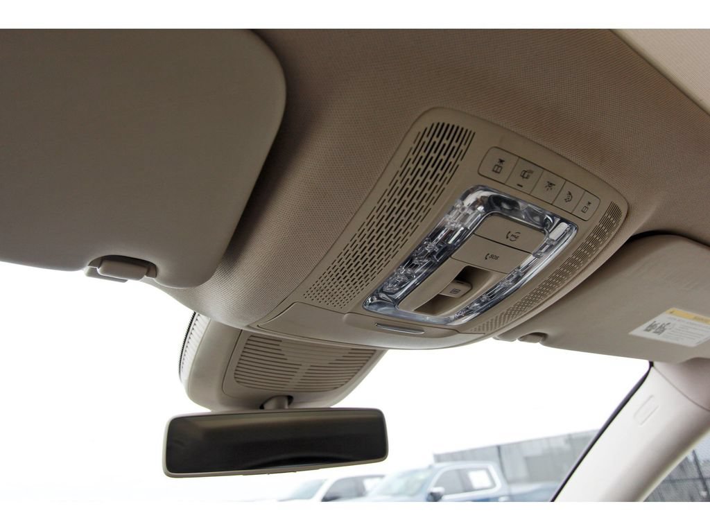 Used 2020 Mercedes-Benz GLS 450 4MATIC image 27