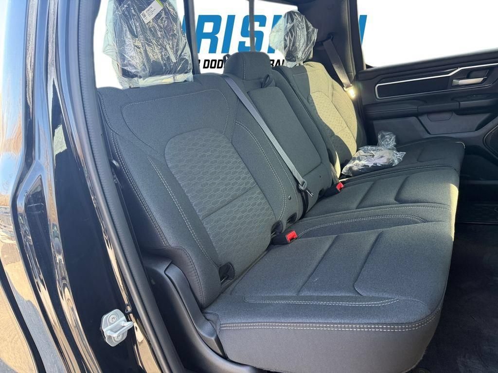 New 2026 RAM 1500 Big Horn AWD/4WD image 34