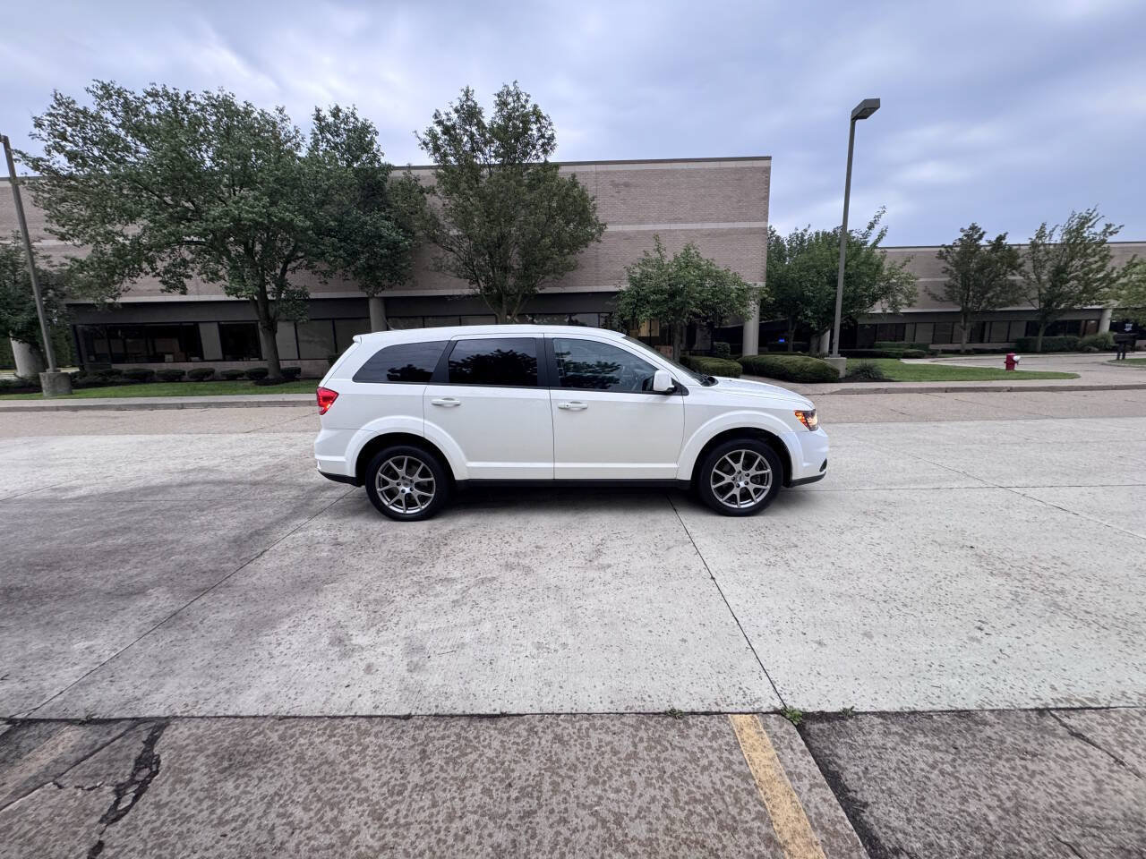 Used 2018 Dodge Journey GT AWD/4WD image 6