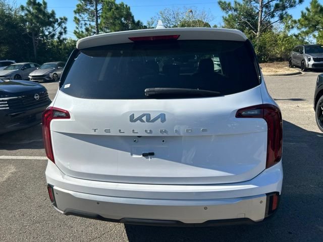 Used 2024 Kia Telluride LX FWD image 4