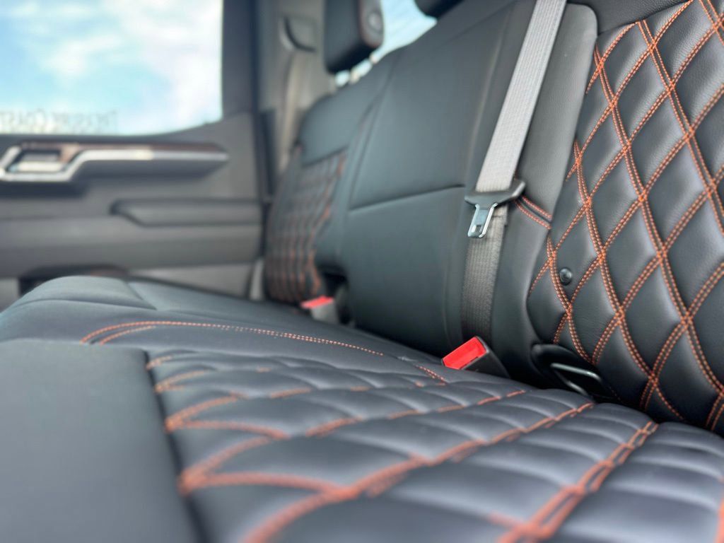 Used 2025 Chevrolet Silverado 1500 LT Trail Boss AWD/4WD image 27