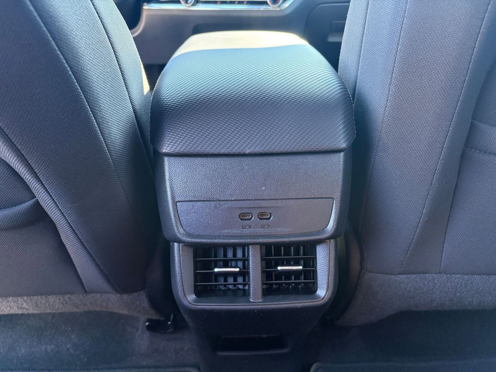 Used 2025 Chevrolet Equinox LT image 23