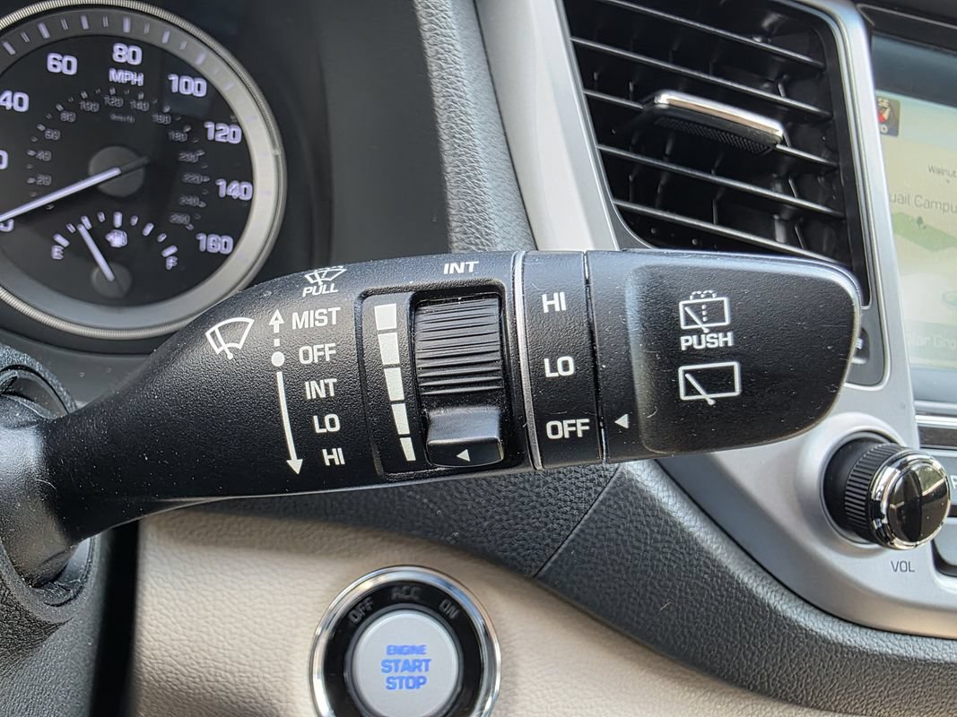 Used 2017 Hyundai Tucson Limited w/ Limited Ultimate Package 03 FWD image 30