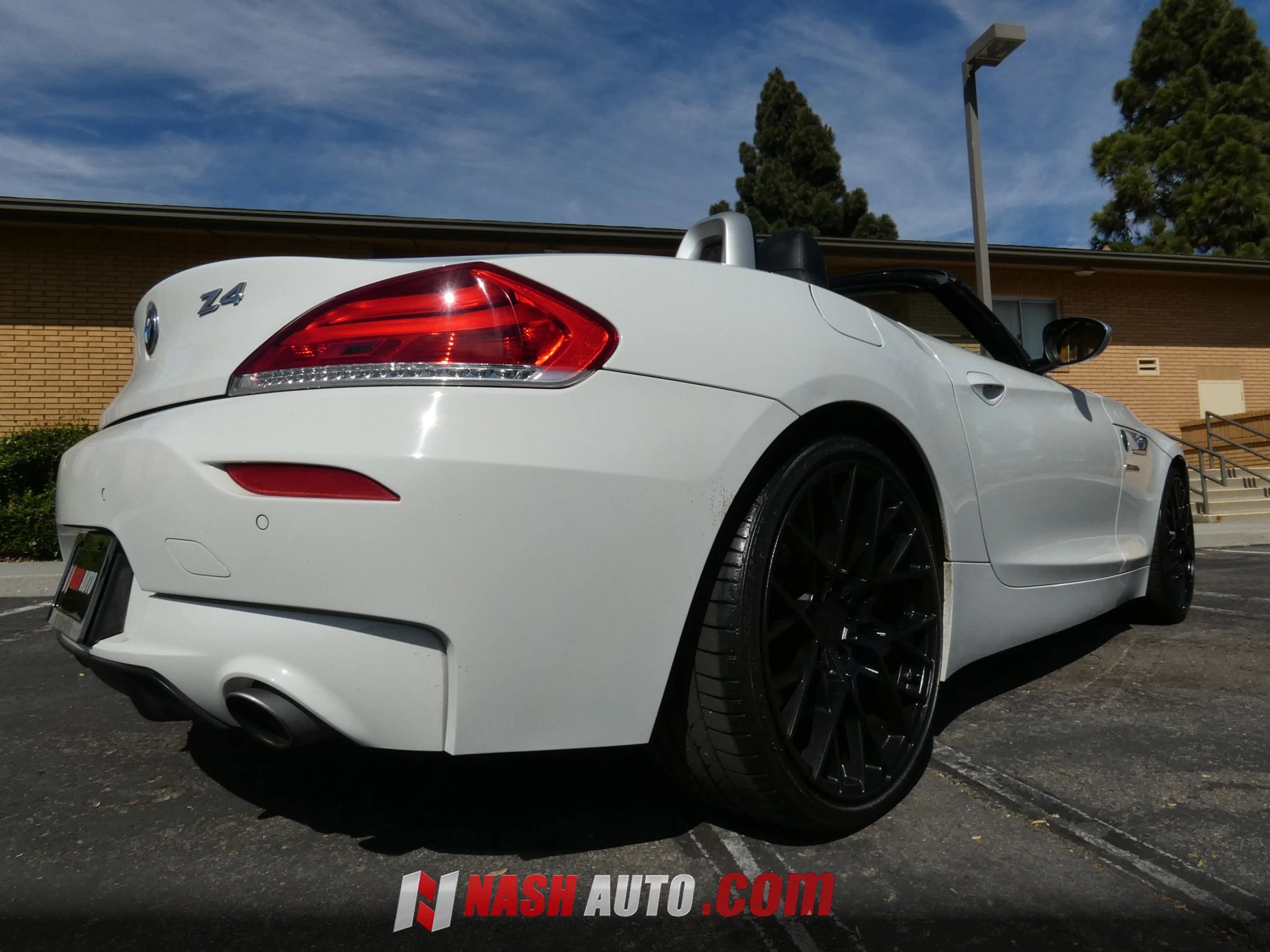 Used 2015 BMW Z4 sDrive35is RWD image 8