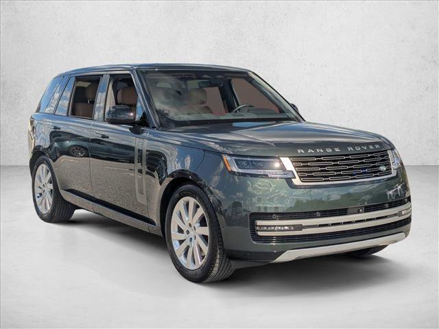 Used 2024 Land Rover Range Rover Long Wheelbase SE AWD/4WD image 3