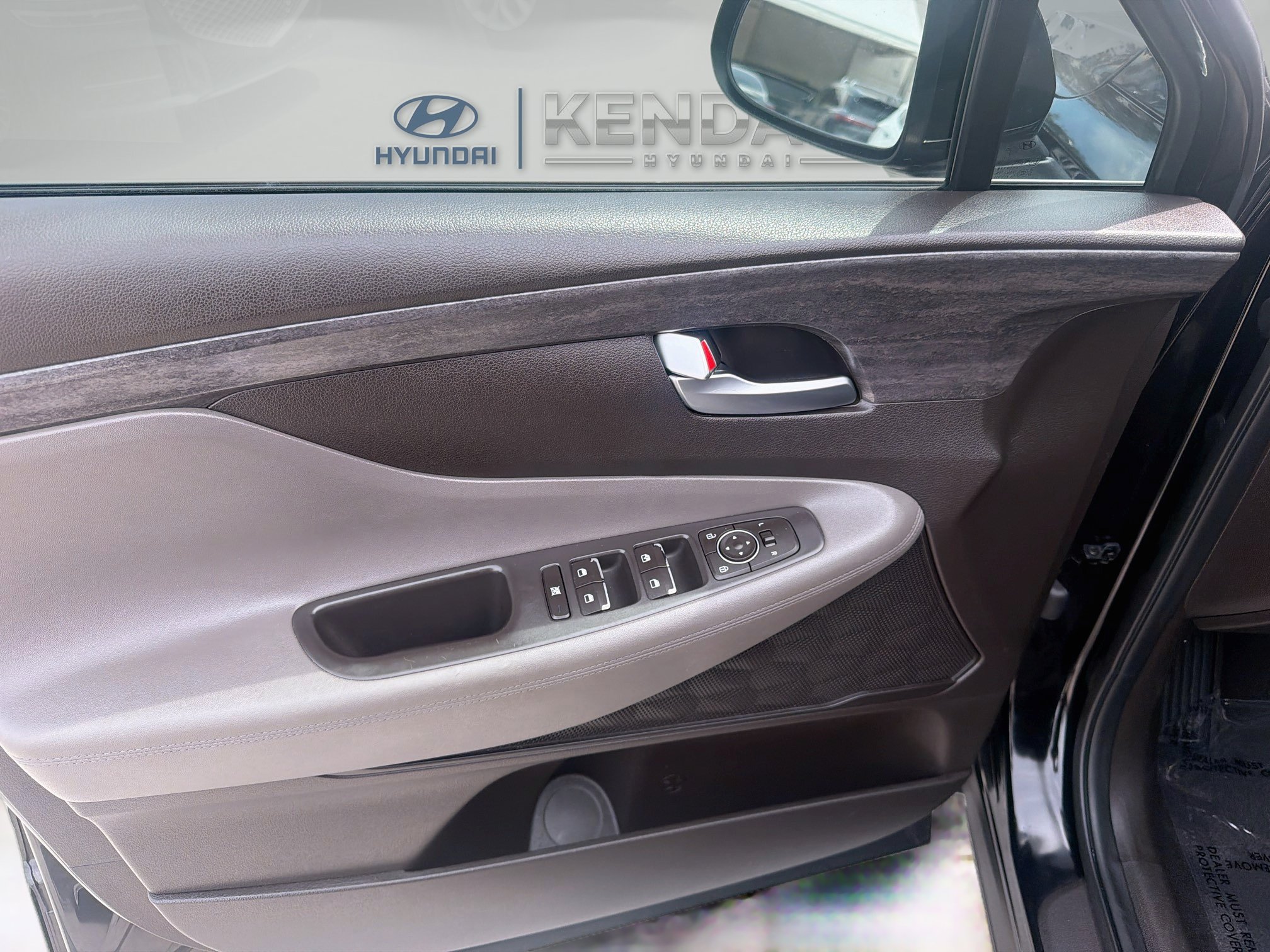 Used 2020 Hyundai Santa Fe SE FWD image 14