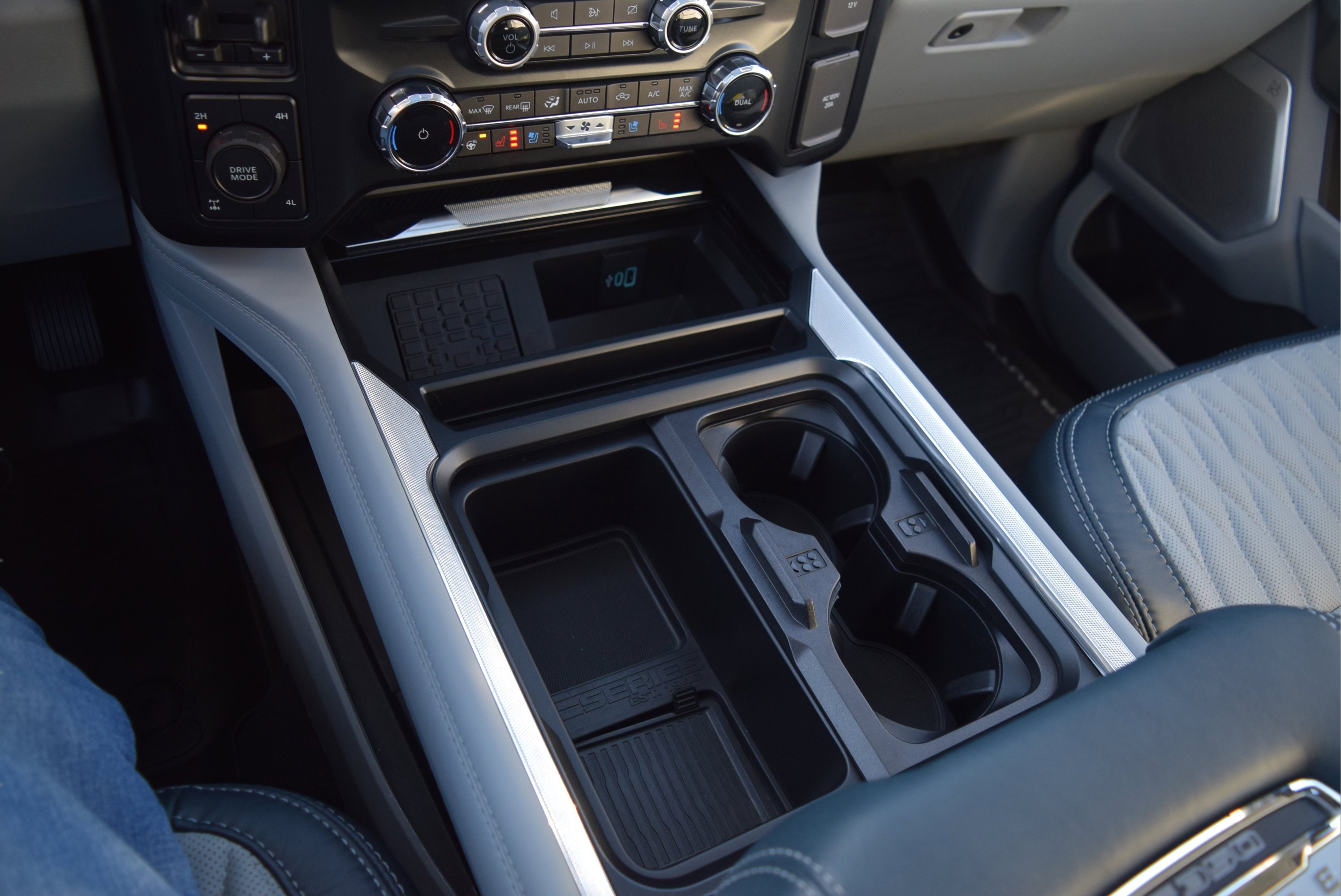 Used 2024 Ford F350 Limited w/ FX4 Off-Road Package image 19