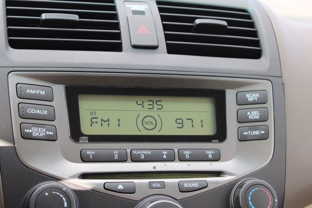 Used 2007 Honda Accord VP image 30