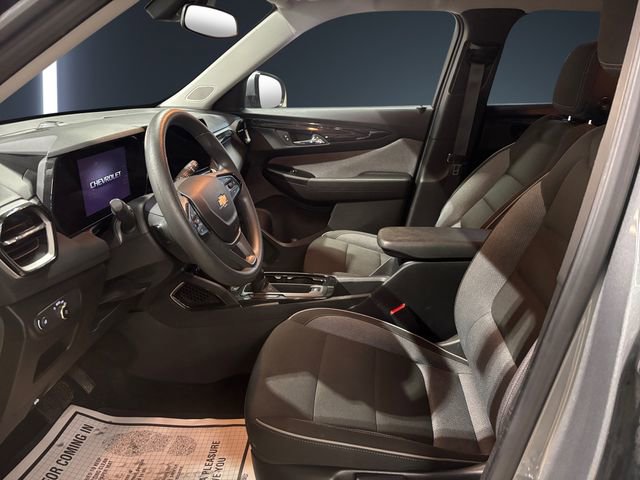 Used 2025 Chevrolet TrailBlazer LT image 9