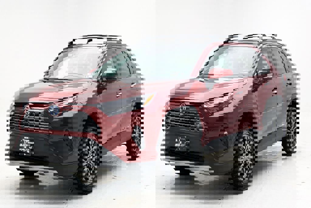 Used 2023 Toyota RAV4 Limited image 2