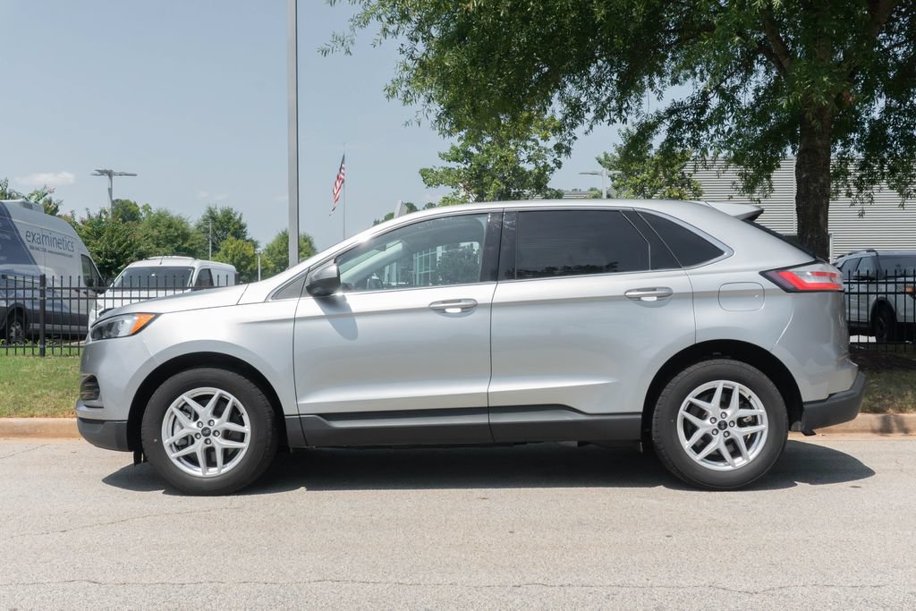 Used 2023 Ford Edge SEL AWD/4WD image 12