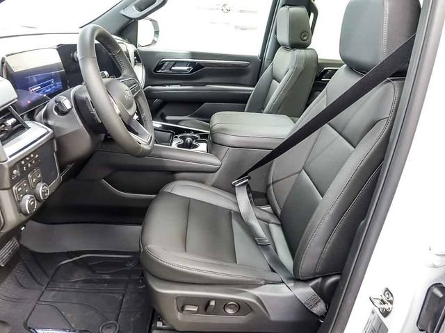 New 2026 Chevrolet Suburban Z71 w/ Comfort Package AWD/4WD image 8